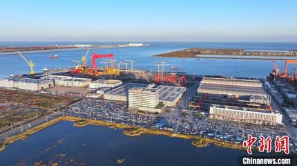 中國首個(gè)海洋油氣裝備“智能工廠”全面投產(chǎn)，引領(lǐng)海洋工程裝備研發(fā)新篇章